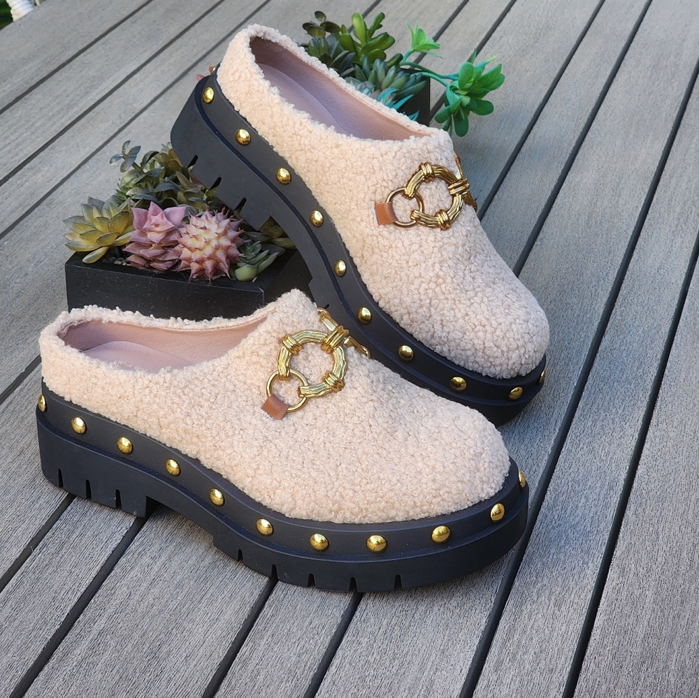 Circus By Sam Edelman Women's Annie Shearling Studded Lug Sole Clogs Size 7.5 - Picture 4 of 8